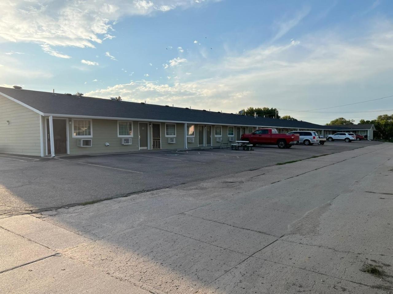 Economy Inn Mccook Esterno foto