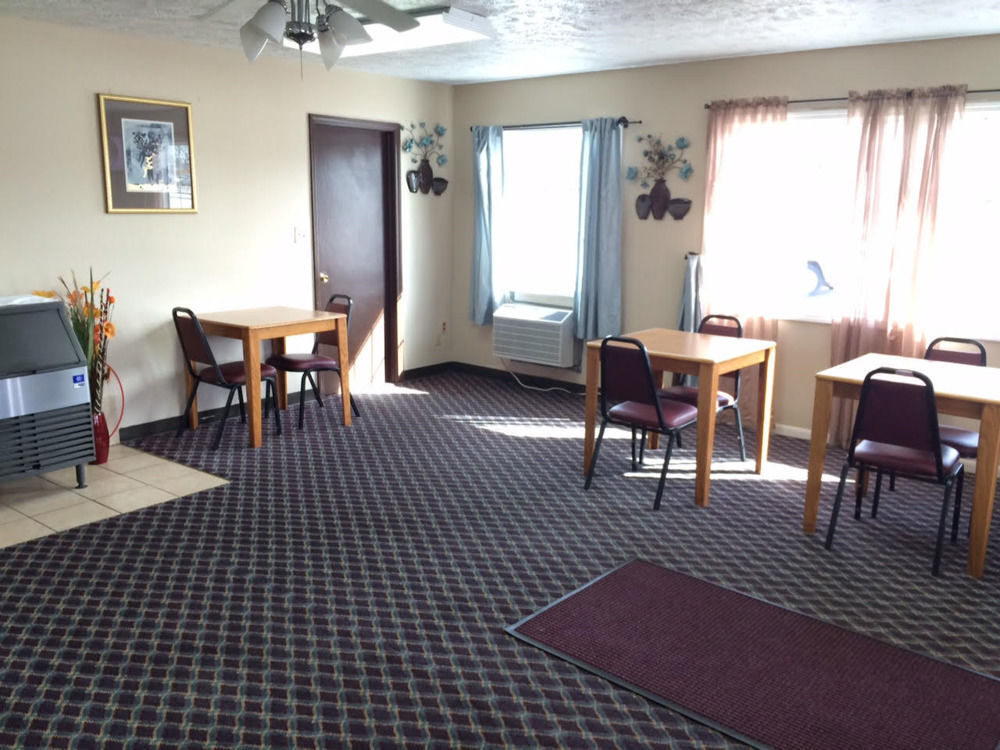 Economy Inn Mccook Esterno foto