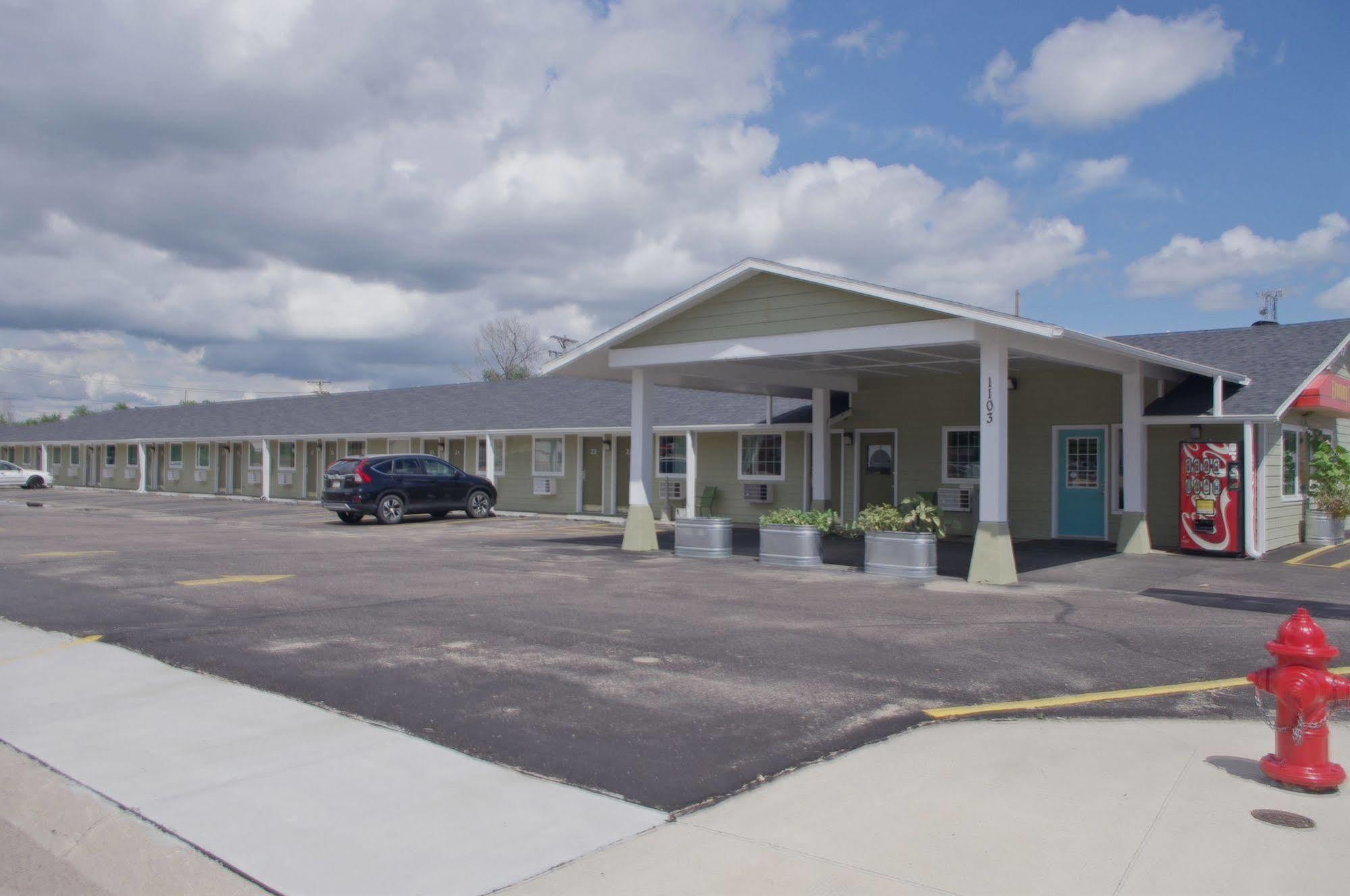 Economy Inn Mccook Esterno foto