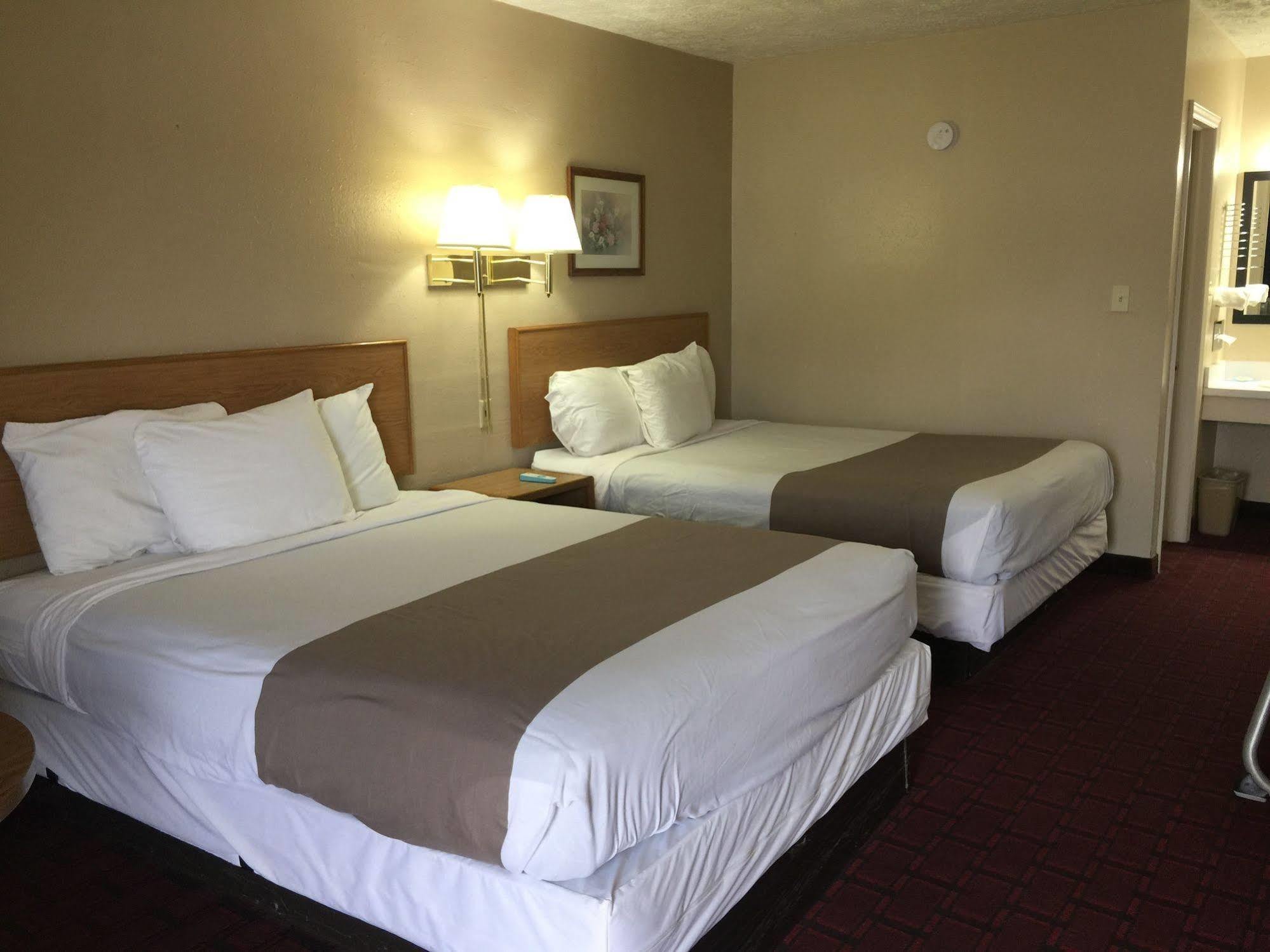 Economy Inn Mccook Esterno foto