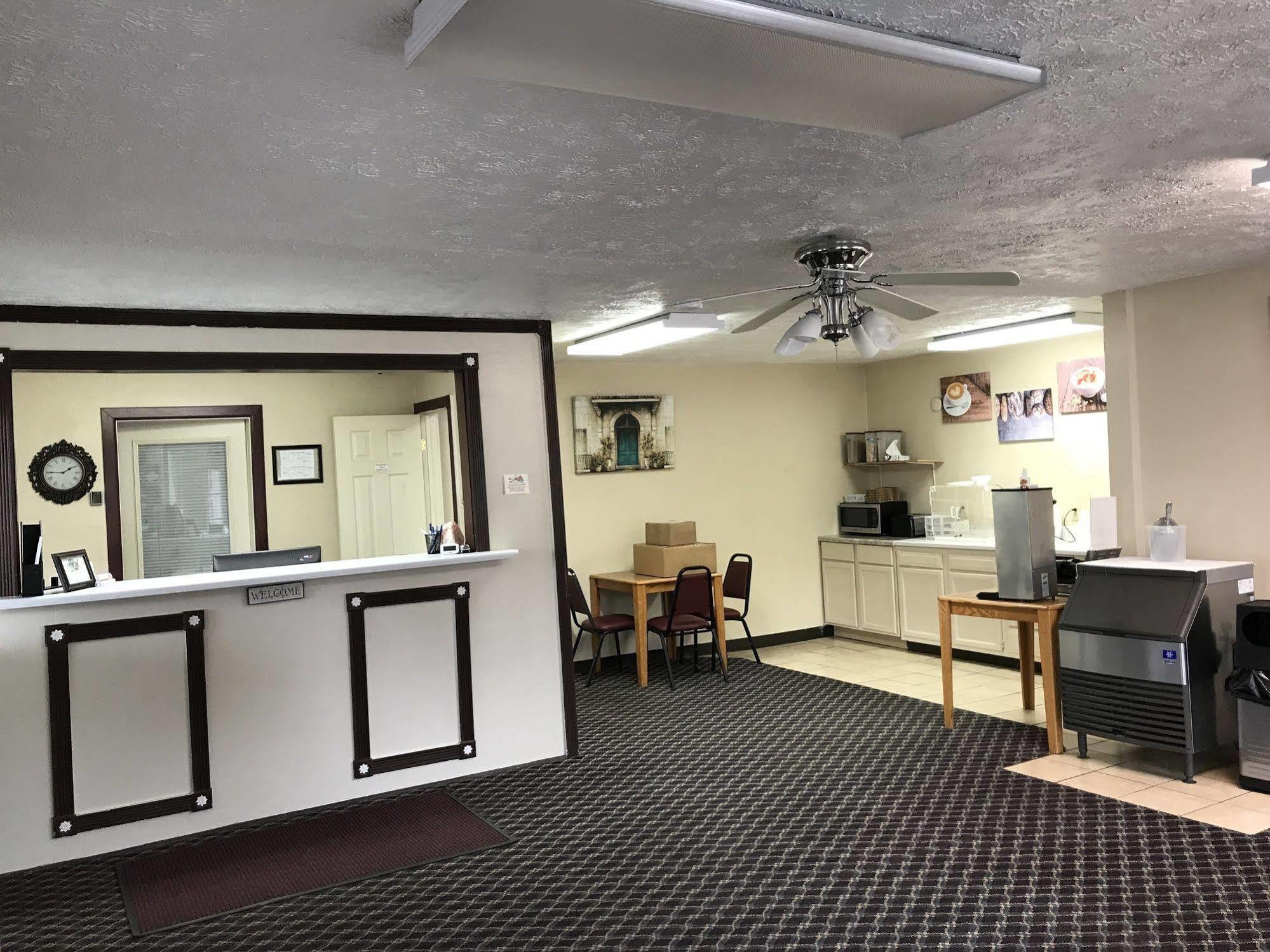 Economy Inn Mccook Esterno foto